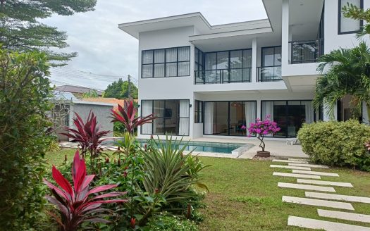 For Sale | Modern 4-Bedroom Pool Villa in Pasak / Layan – Prime Location with Private Garden Oasis