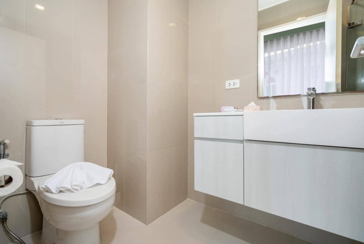 The Deck Condominium (16)