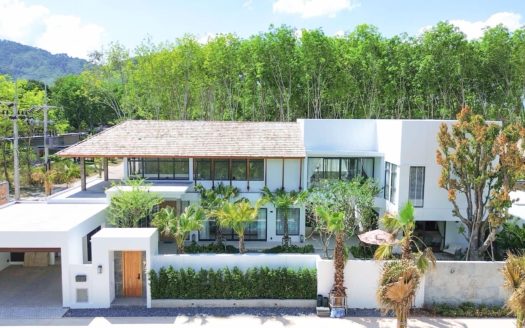 For Sale | Move-In Ready 3-Bedroom Pool Villa – Turnkey Family Home & Investment Property