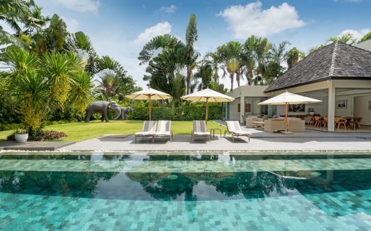 Expansive 3 bedroom Luxury estate – Layan Estate