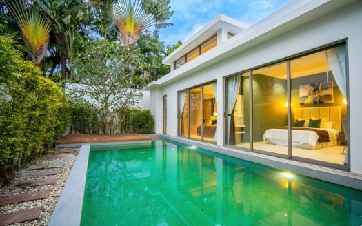 For Sale | Renovated Luxury 3-Bedroom Pool Villa &ndash; Seastone Villas, Layan, Phuket