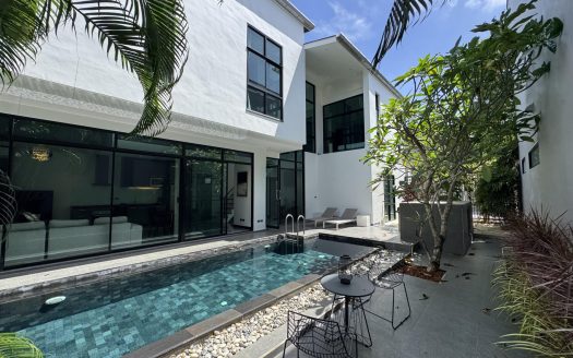 FOR SALE | Freehold Modern 3-Bedroom Pool Villa – Wallaya Pasak 8, Thalang, Phuket