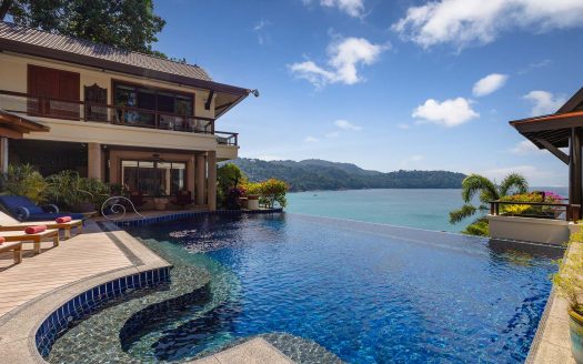 Rare 4-Bedroom Oceanfront Super Villa: An Artistic Masterpiece in Kata