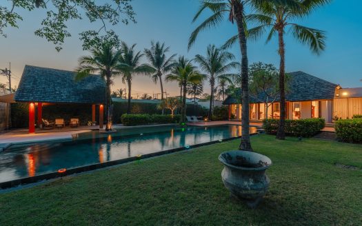 Massive 4-Bedroom Luxury Estate: An Executive Sanctuary in Bang Tao
