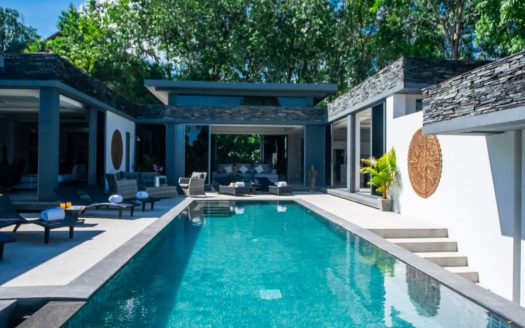 Contemporary Luxury Pool Villas: A Private Inland Sanctuary in Phuket