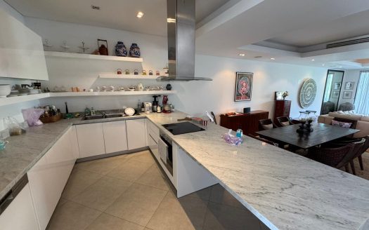 Upscale 2+1 Bedroom Luxury Condo: A 282 sq.m. Sanctuary in Bangtao-Laguna