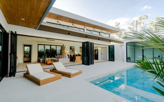 High-Yield 4-Bedroom Luxury Pool Villa: Turnkey Investment in Layan