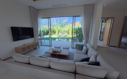 Brand-New 3-Bedroom Luxury Pool Villa: Turnkey Elegance in Bang Tao