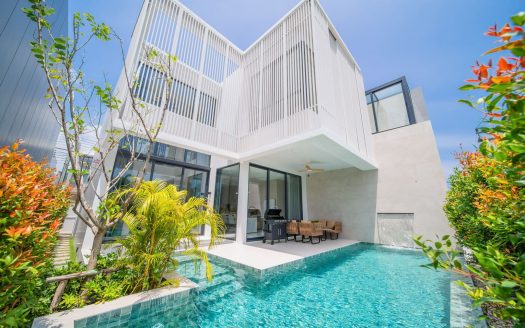 AI Smart Luxury Pool Villas: The Future of Tropical Living in Chalong