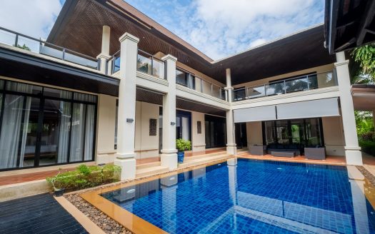 Pet-Friendly 5-Bedroom Beachfront Luxury Villa: Coastal Elegance in Layan